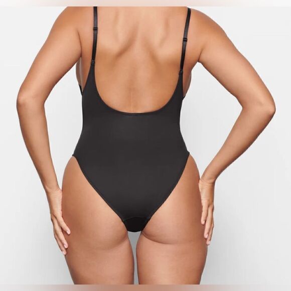 SKIMS scoop neck recycled swim one piece Onyx XS. NWT - Picture 10 of 10